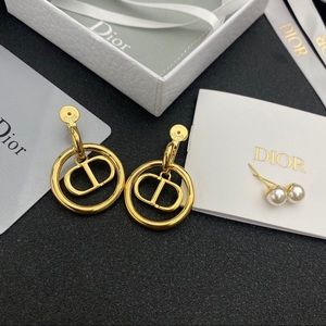 Dior ring red pearl earrings
